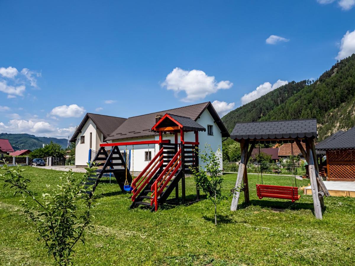 Casa Iulia Villa Pojorîta Eksteriør bilde